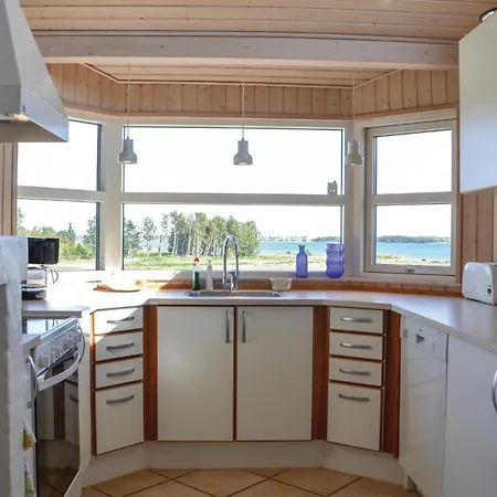 Cozy In With House Sea View